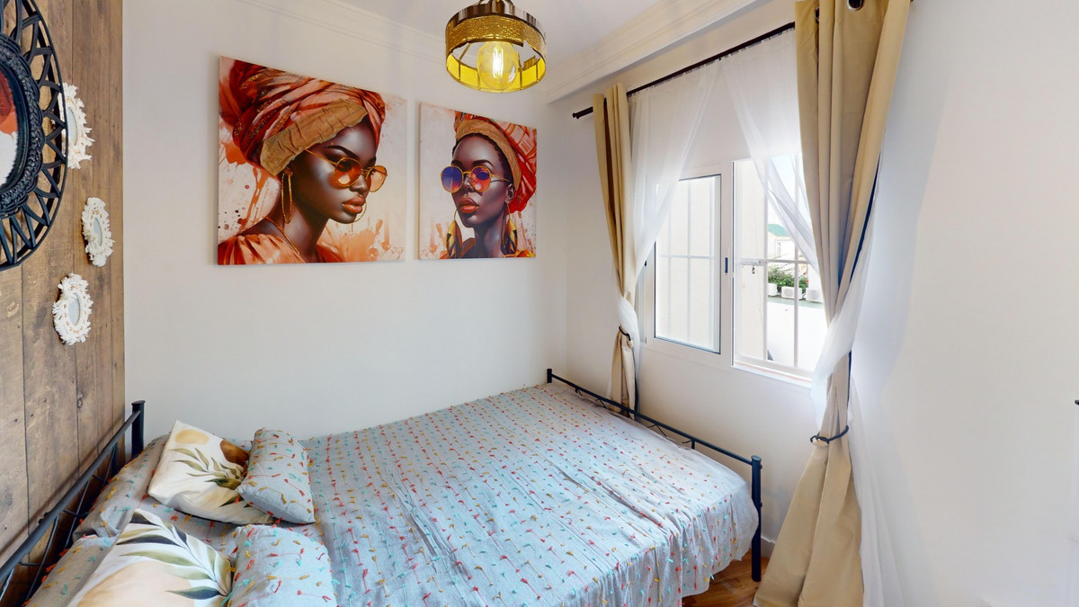 Te koop Middle Floor Apartment Costa Del Sol Nerja € 249.000,-