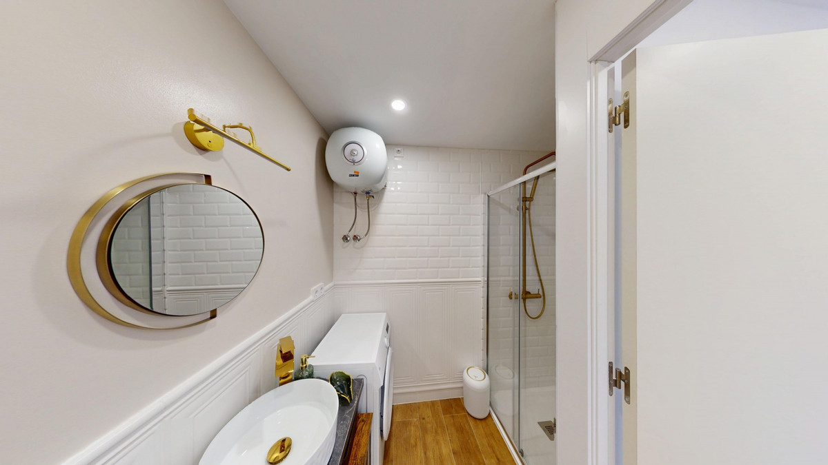 Te koop Middle Floor Apartment Costa Del Sol Nerja € 249.000,-