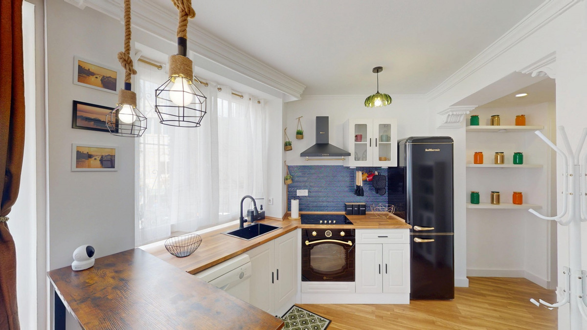 Te koop Middle Floor Apartment Costa Del Sol Nerja € 249.000,-