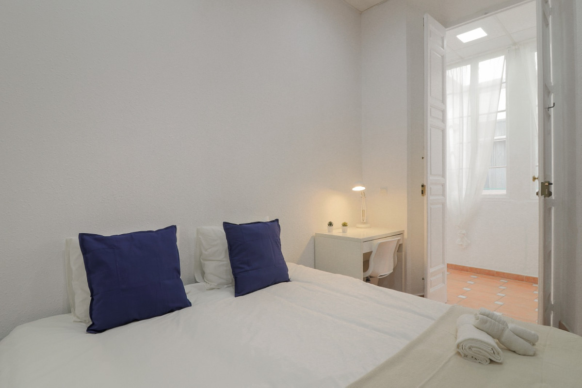 Te koop Middle Floor Apartment Costa Del Sol Málaga € 999.000,-