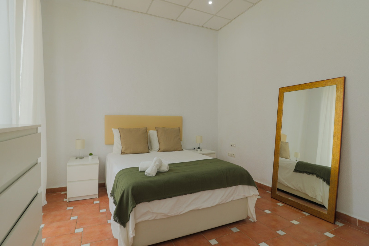 Te koop Middle Floor Apartment Costa Del Sol Málaga € 999.000,-