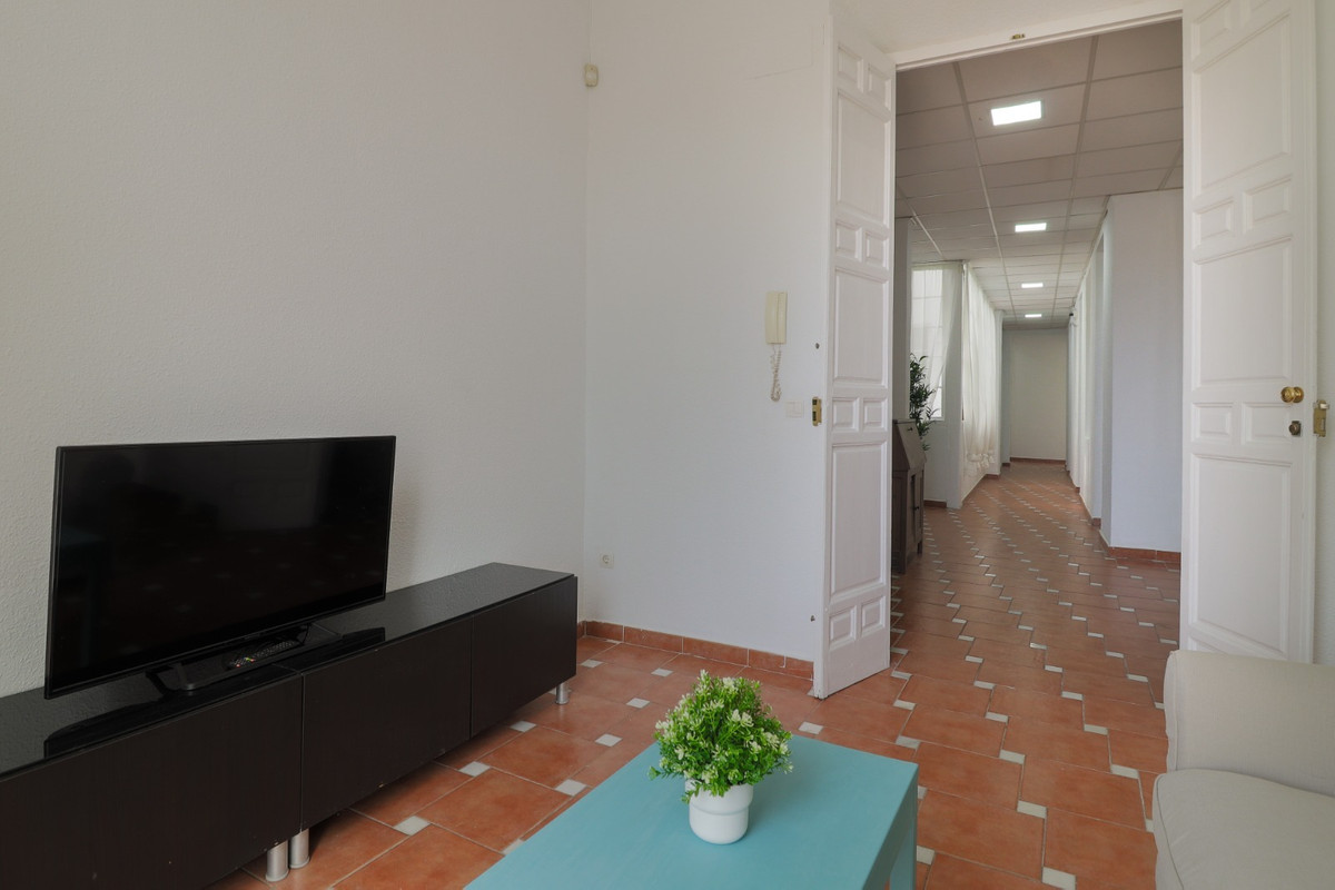 Te koop Middle Floor Apartment Costa Del Sol Málaga € 999.000,-