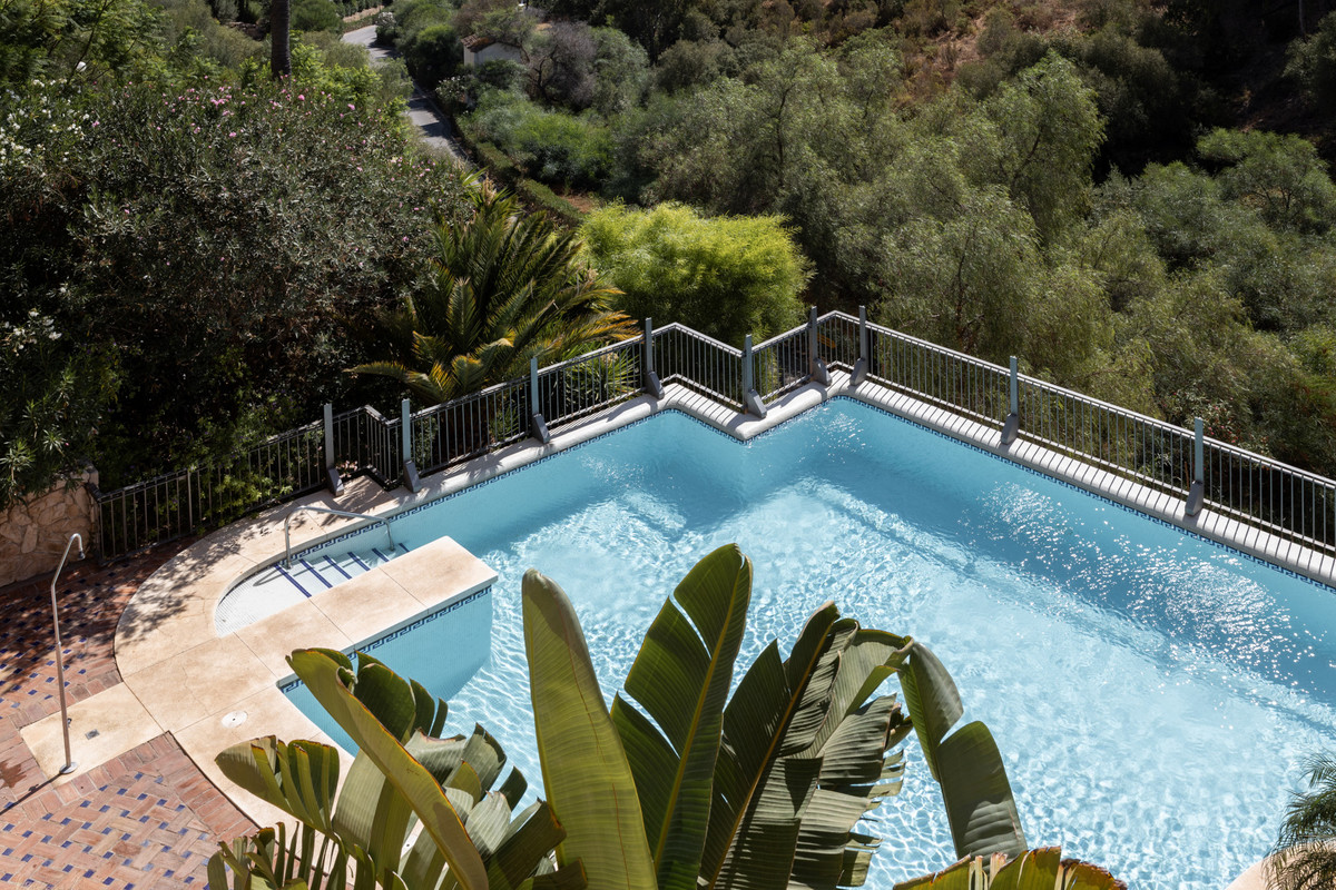 Te koop Middle Floor Apartment Costa Del Sol Benahavís € 525.000,-