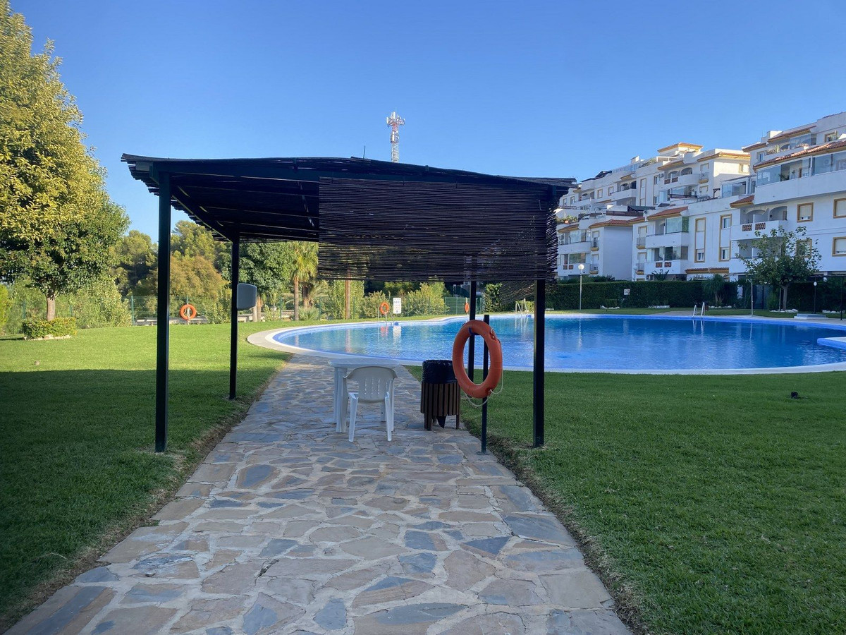 Te koop Middle Floor Apartment Costa Del Sol Benalmadena Pueblo € 389.000,-