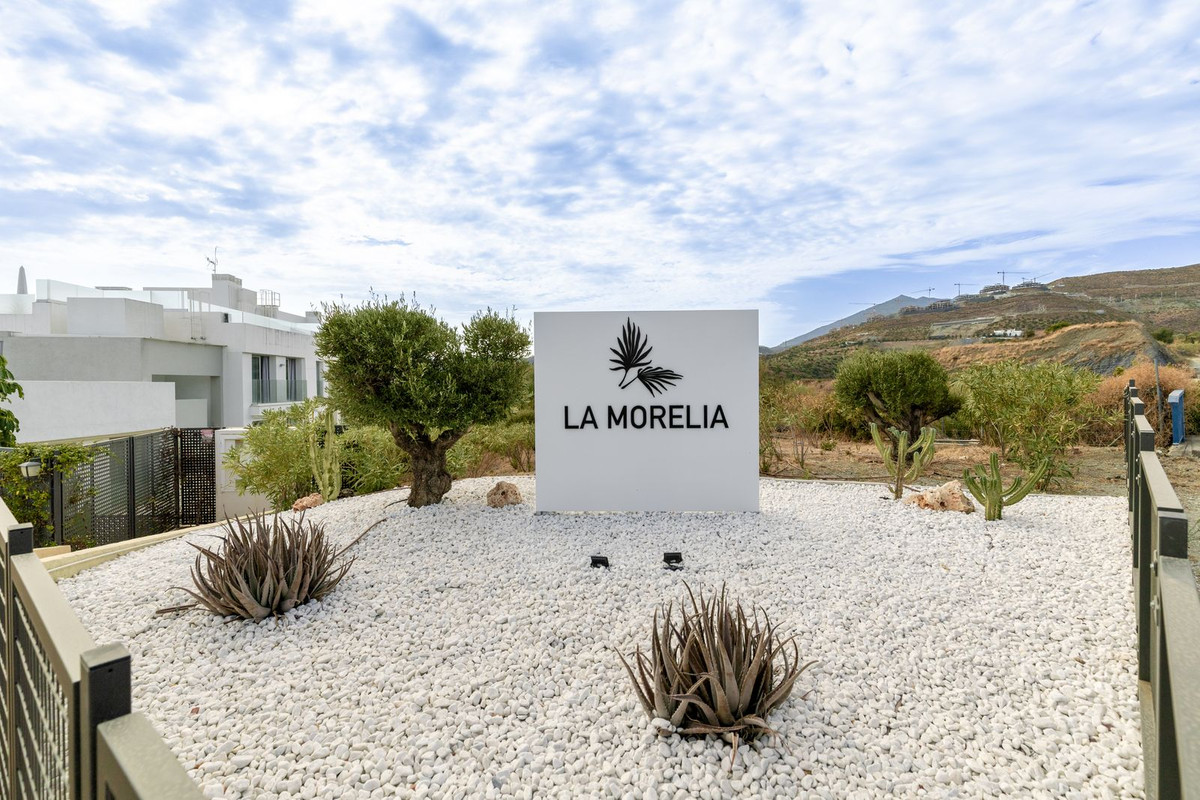 Te koop Middle Floor Apartment Costa Del Sol Nueva Andalucía € 845.000,-