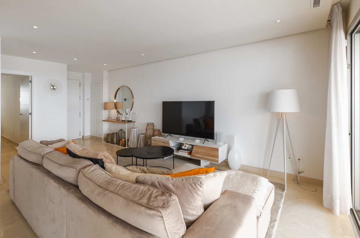 Te koop Middle Floor Apartment Costa Del Sol Nueva Andalucía € 845.000,-