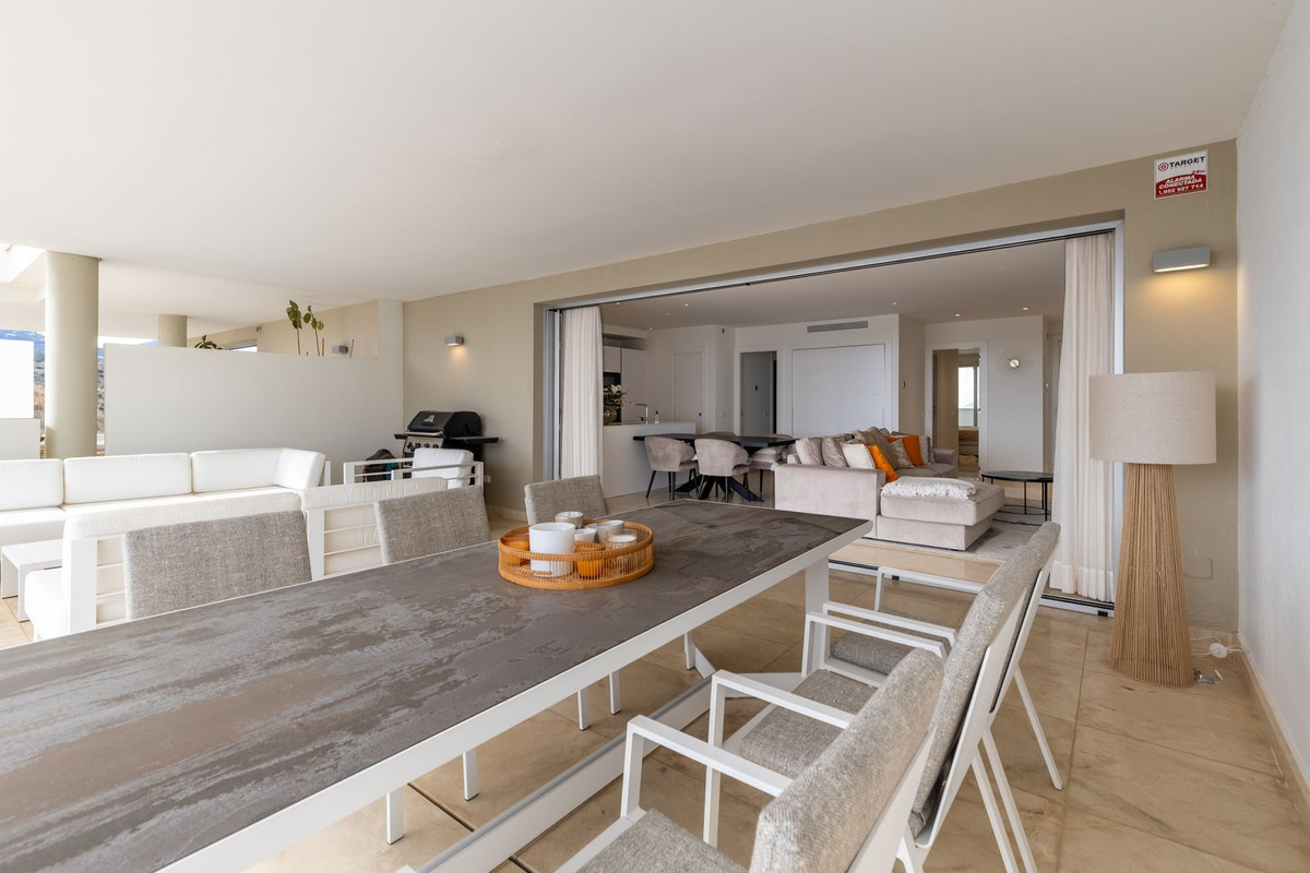 Te koop Middle Floor Apartment Costa Del Sol Nueva Andalucía € 845.000,-