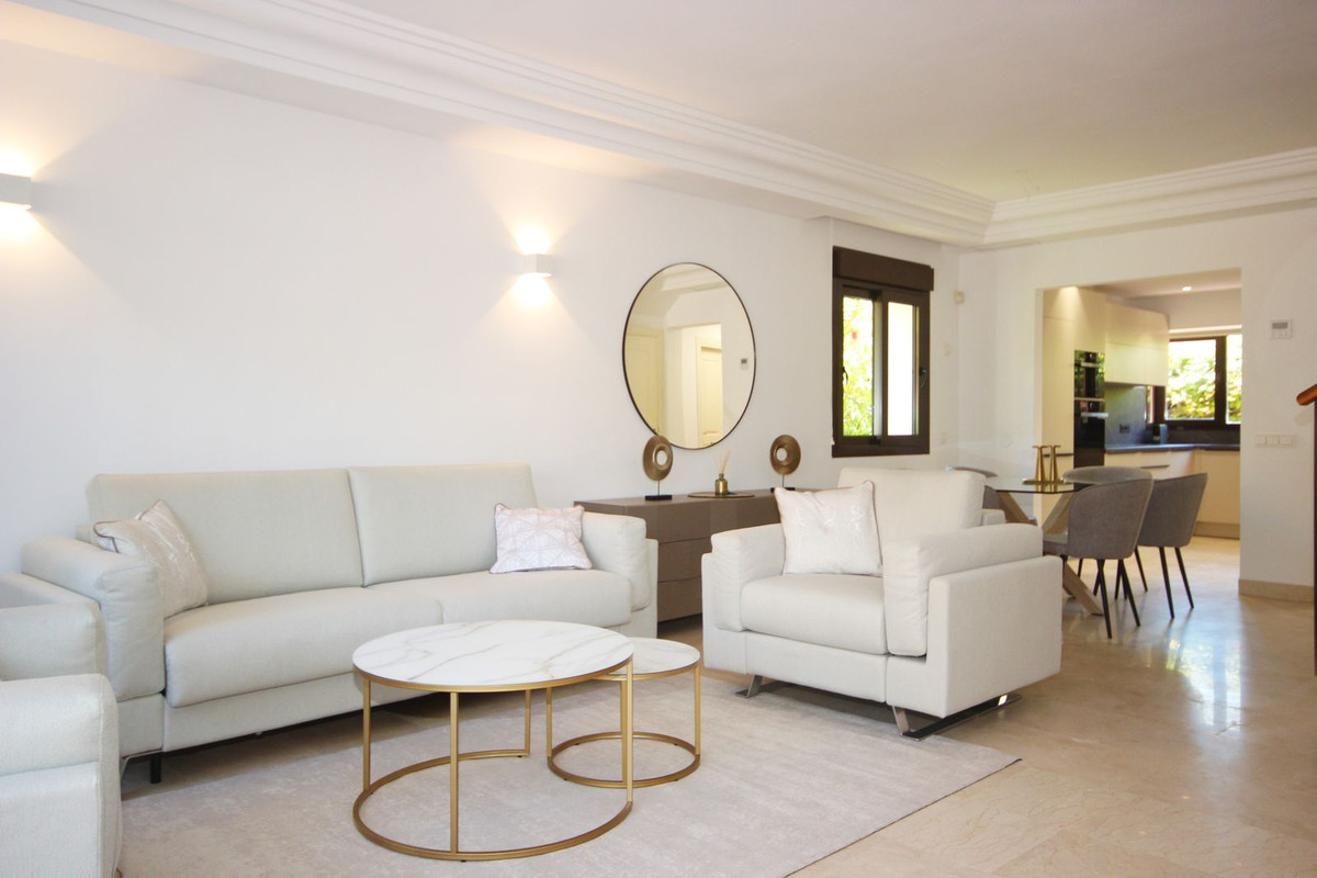 Te koop Herenhuis Costa Del Sol Bahía De Marbella € 1.150.000,-