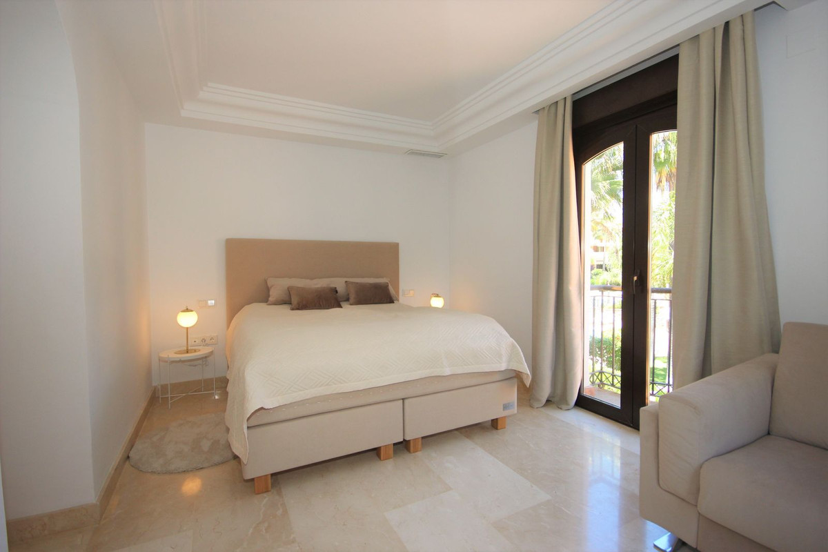 Te koop Herenhuis Costa Del Sol Bahía De Marbella € 1.150.000,-
