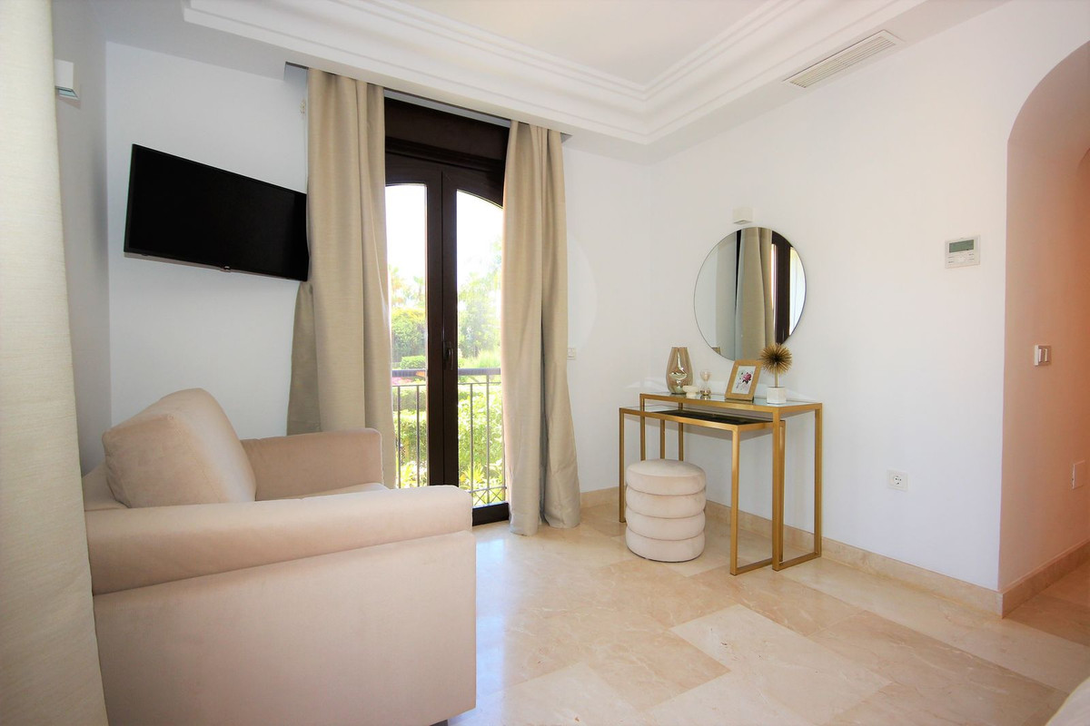 Te koop Herenhuis Costa Del Sol Bahía De Marbella € 1.150.000,-