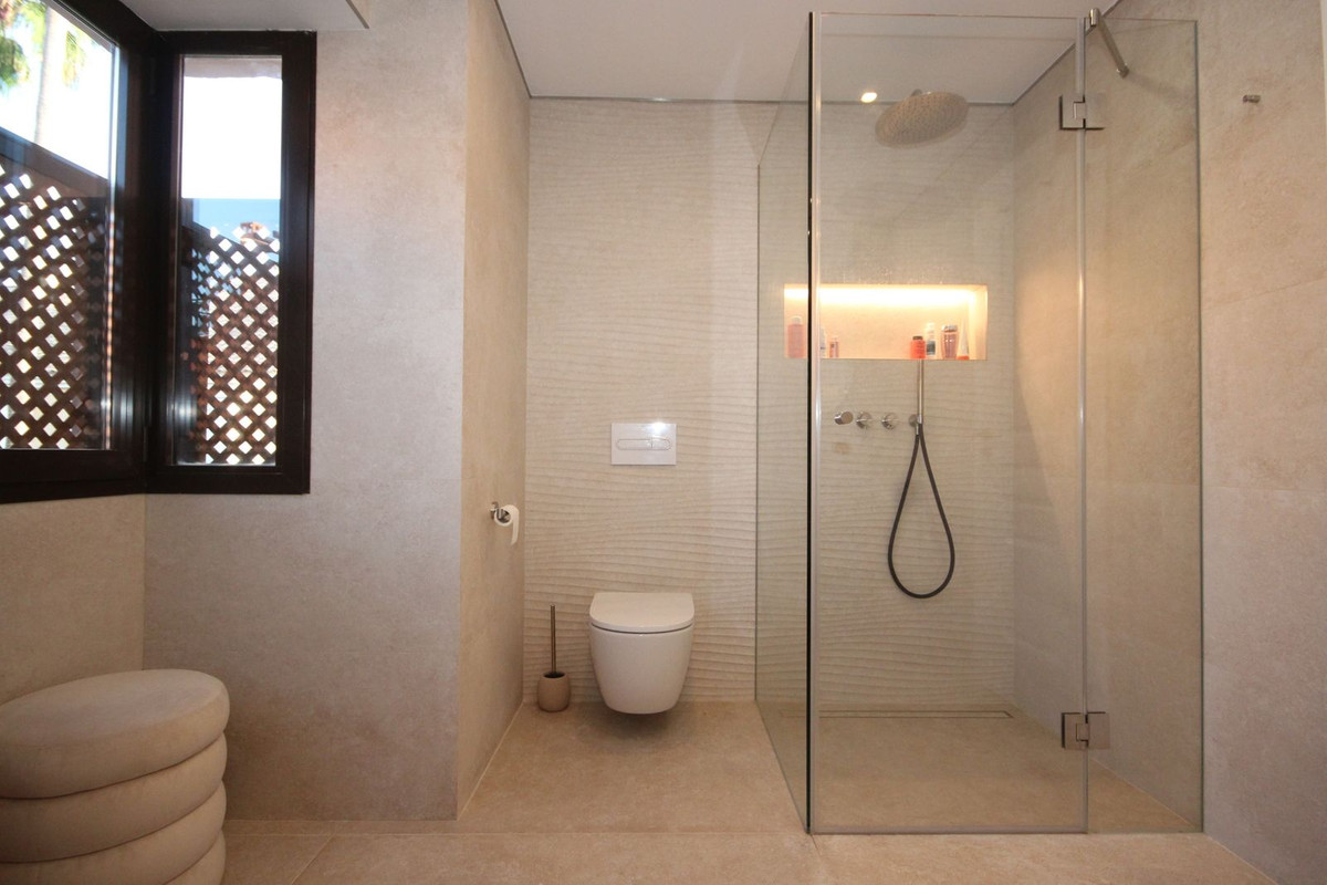Te koop Herenhuis Costa Del Sol Bahía De Marbella € 1.150.000,-