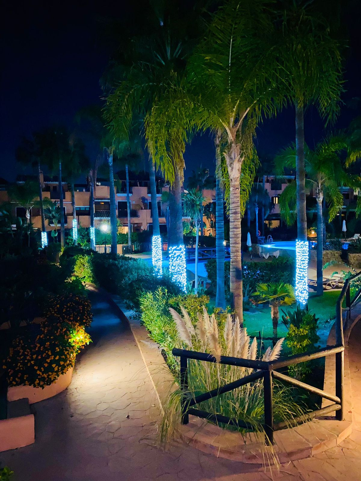 Te koop Herenhuis Costa Del Sol Bahía De Marbella € 1.150.000,-