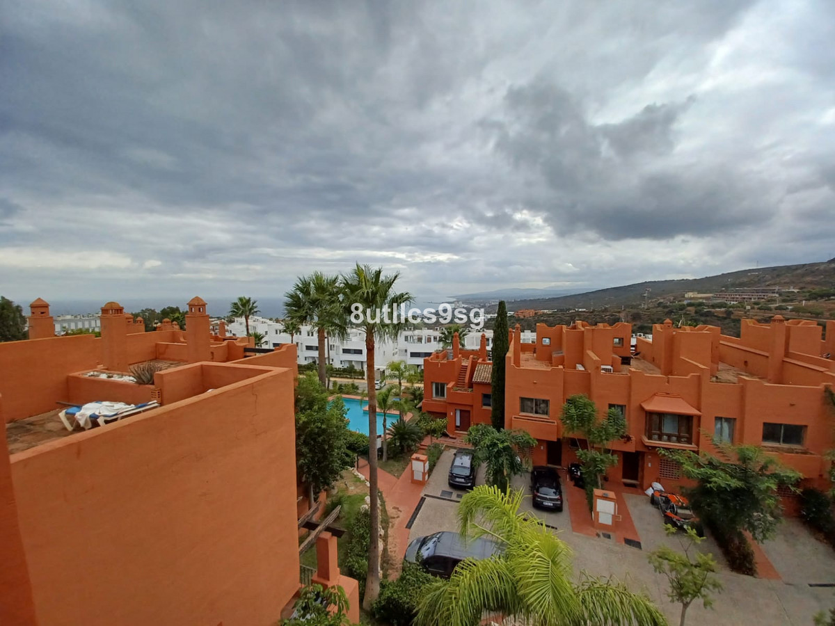 Te koop Herenhuis Costa Del Sol Manilva € 450.000,-