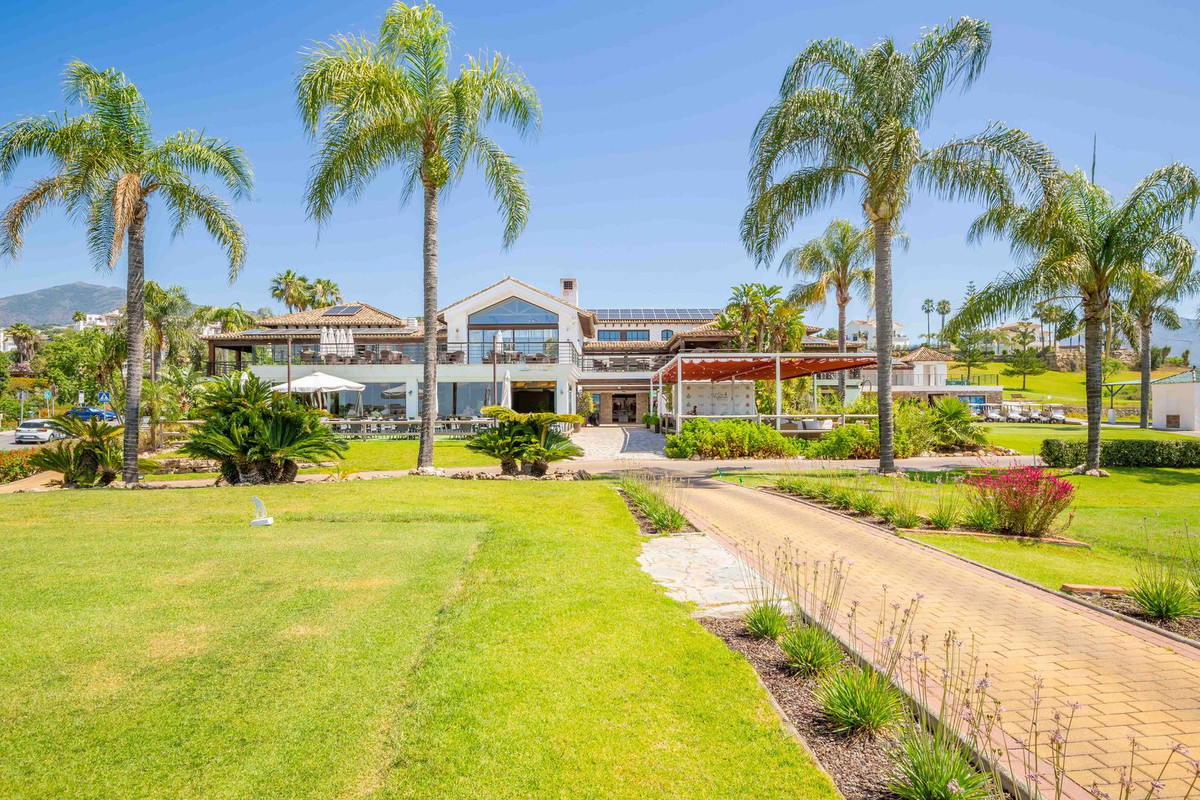 Te koop Residential Plot Costa Del Sol Los Arqueros € 1.100.000,-