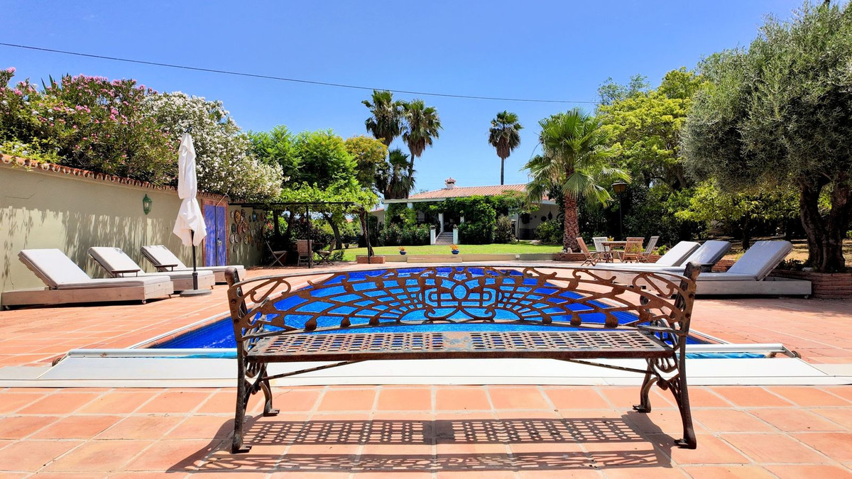 Te koop Finca - Cortijo Costa Del Sol Alhaurín De La Torre € 625.000,-