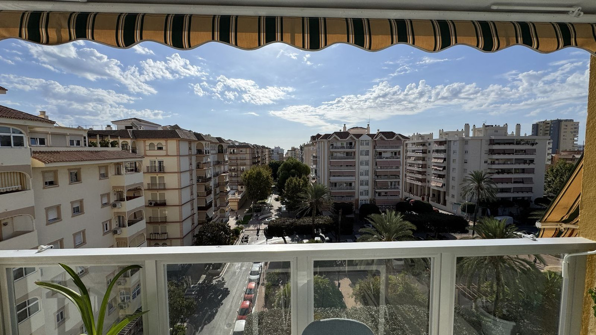 Te koop Middle Floor Apartment Costa Del Sol Fuengirola € 420.000,-