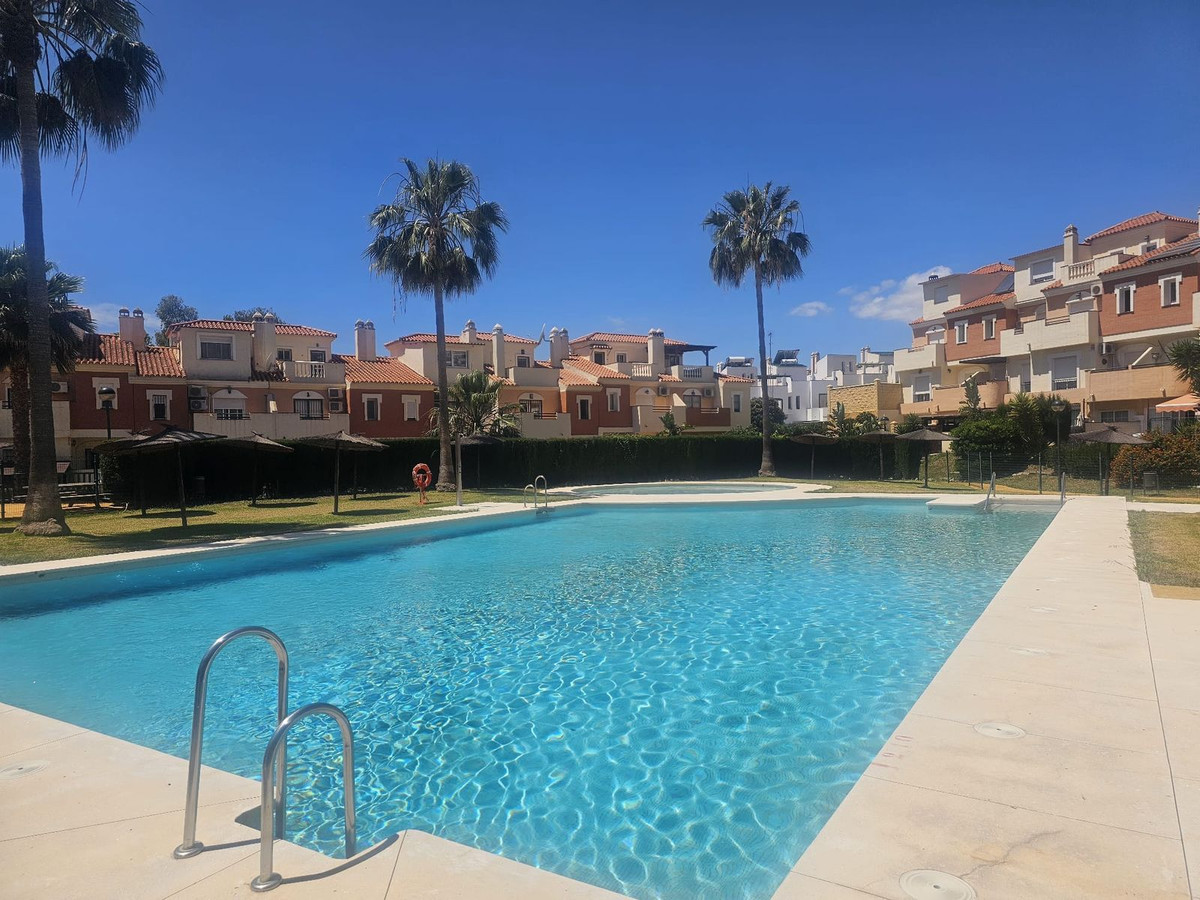 Te koop Herenhuis Costa Del Sol Rincón De La Victoria € 439.000,-