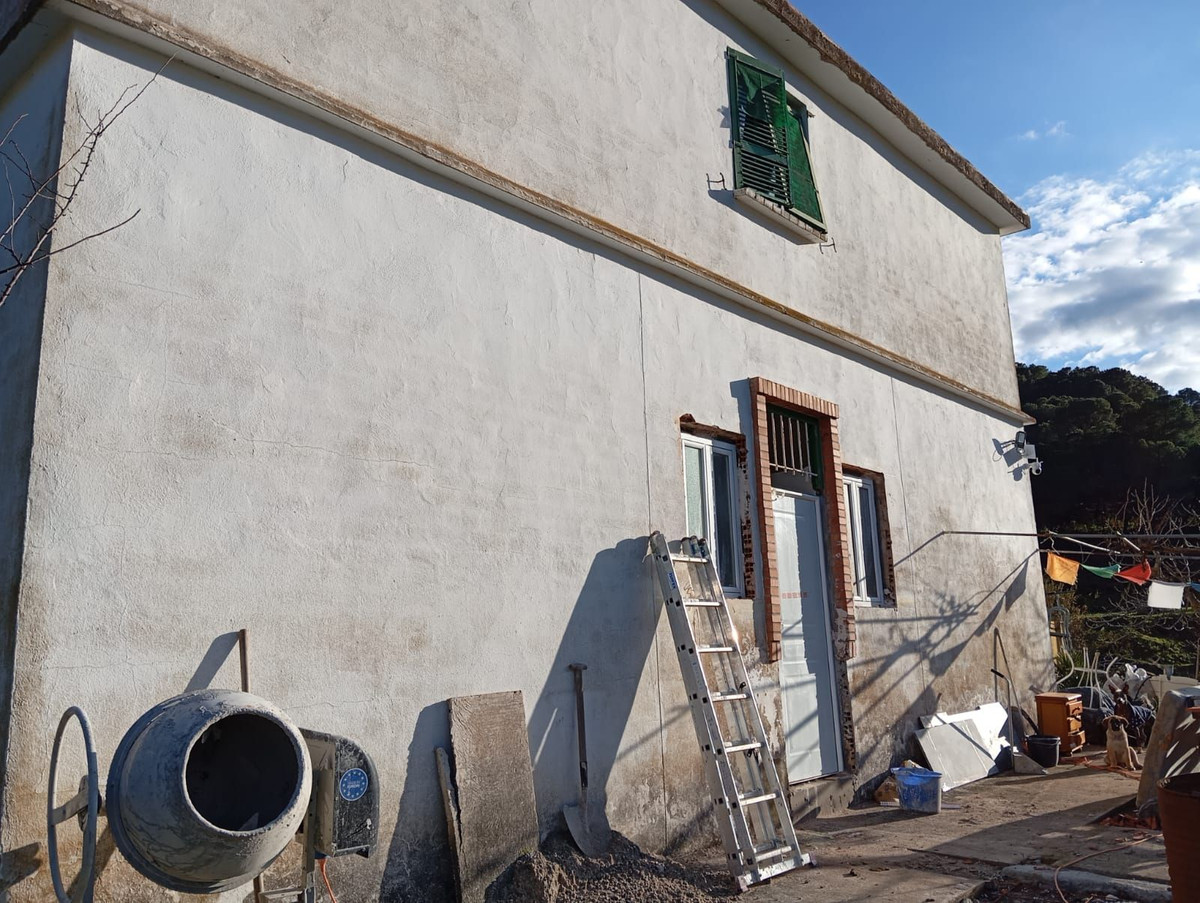 Te koop Finca - Cortijo Costa Del Sol Alora € 207.000,-