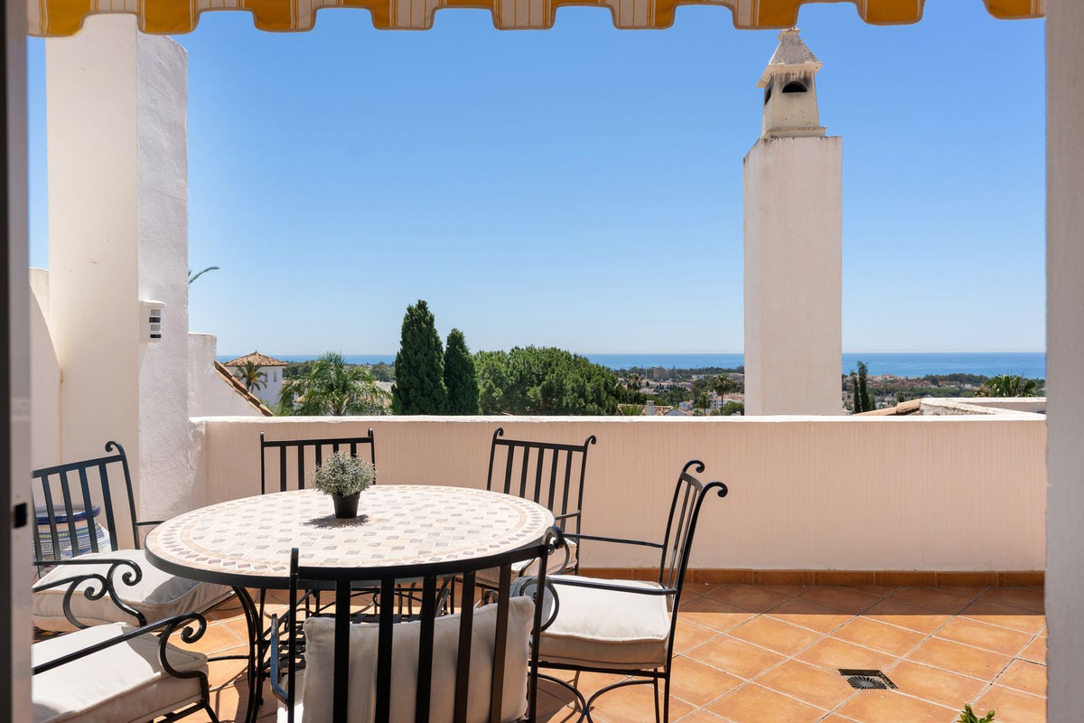 Te koop Herenhuis Costa Del Sol El Paraiso € 449.000,-