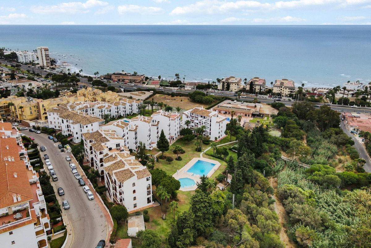 Te koop Middle Floor Apartment Costa Del Sol Riviera Del Sol € 329.000,-