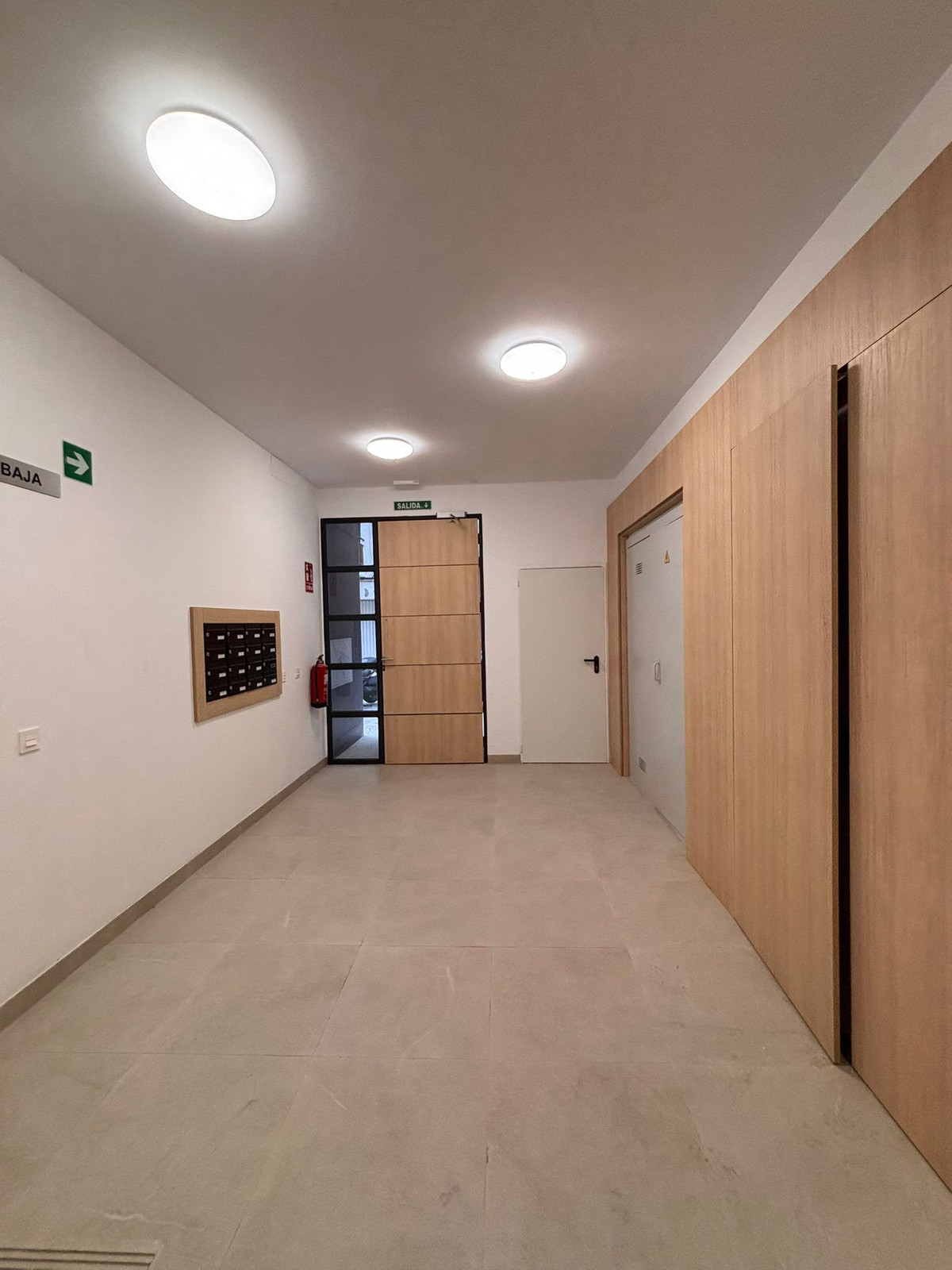 Te koop Middle Floor Apartment Costa Del Sol Estepona € 450.000,-