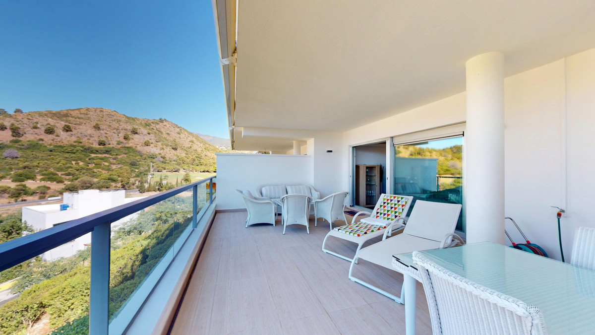 Te koop Gelijkvloers appartement Costa Del Sol Los Arqueros € 575.000,-