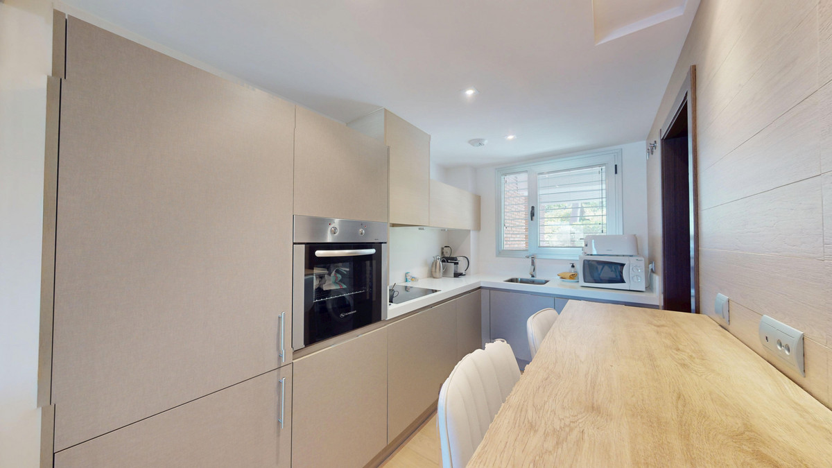 Te koop Gelijkvloers appartement Costa Del Sol Los Arqueros € 575.000,-