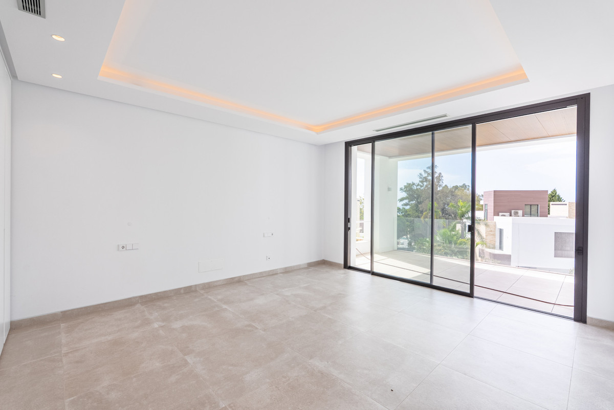 Te koop Vrijstaande Villa Costa Del Sol Marbella € 4.200.000,-