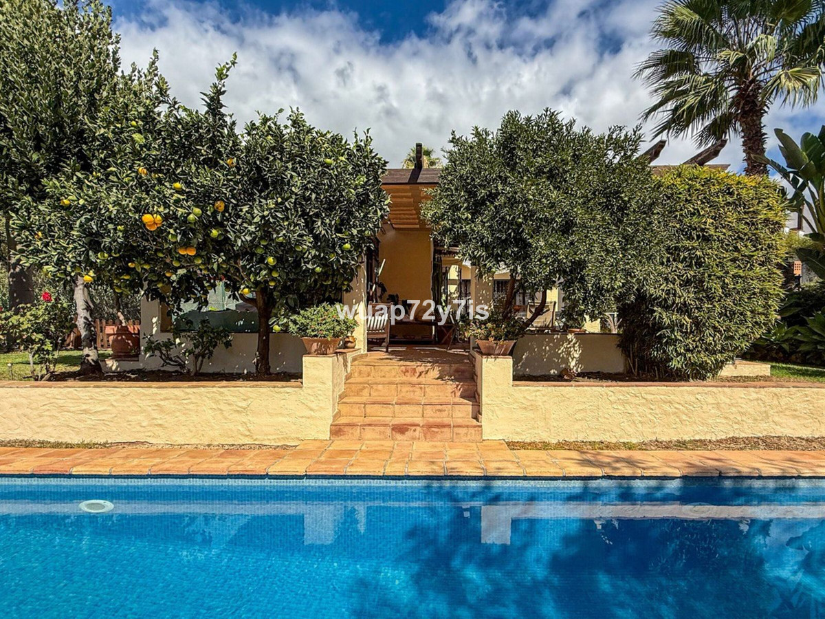 Te koop Finca - Cortijo Costa Del Sol Nagüeles € 2.370.000,-