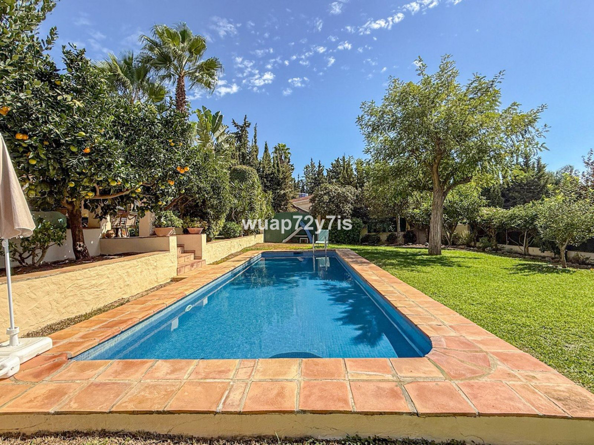 Te koop Finca - Cortijo Costa Del Sol Nagüeles € 2.370.000,-