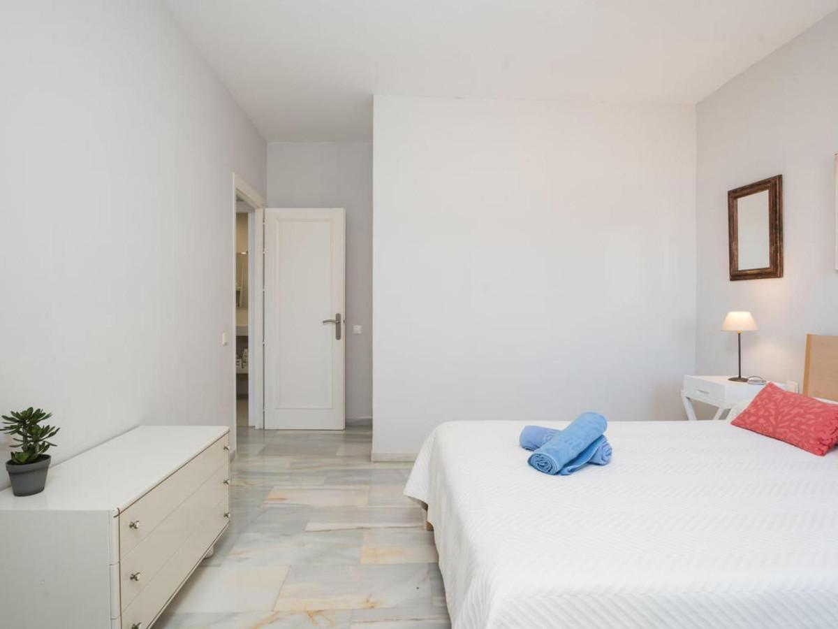 Te koop Middle Floor Apartment Costa Del Sol Estepona € 389.000,-