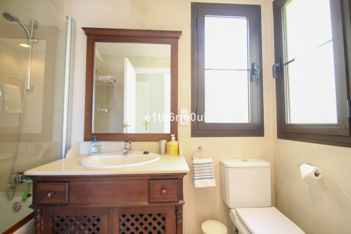 Te koop Middle Floor Apartment Costa Del Sol Benahavís € 475.000,-