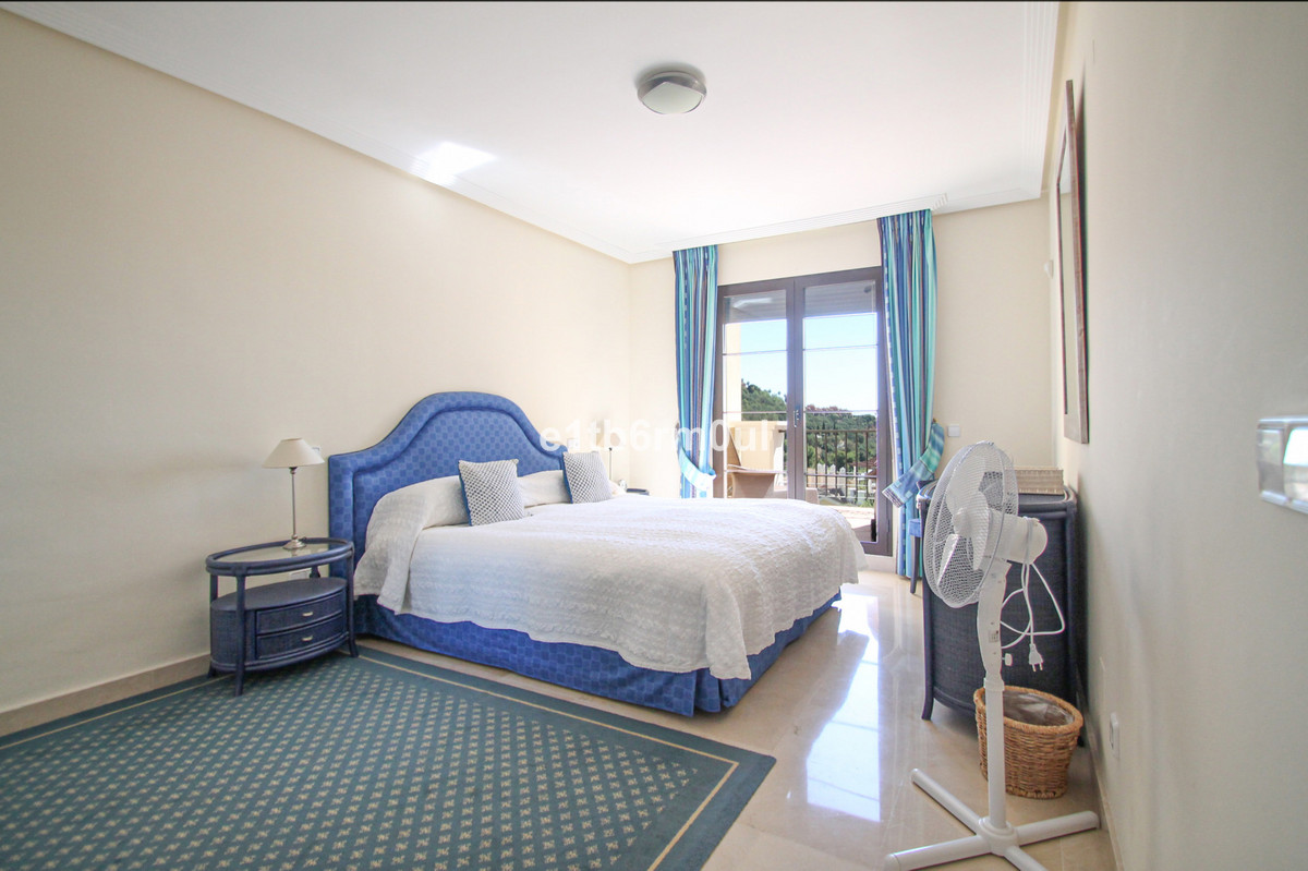 Te koop Middle Floor Apartment Costa Del Sol Benahavís € 475.000,-