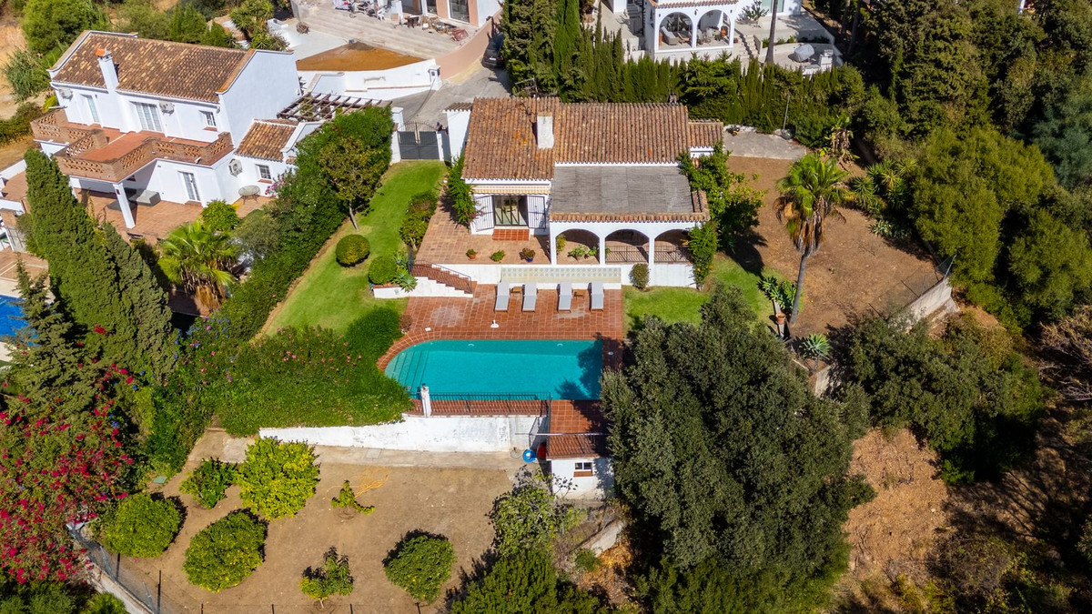 Te koop Vrijstaande Villa Costa Del Sol Elviria € 825.000,-