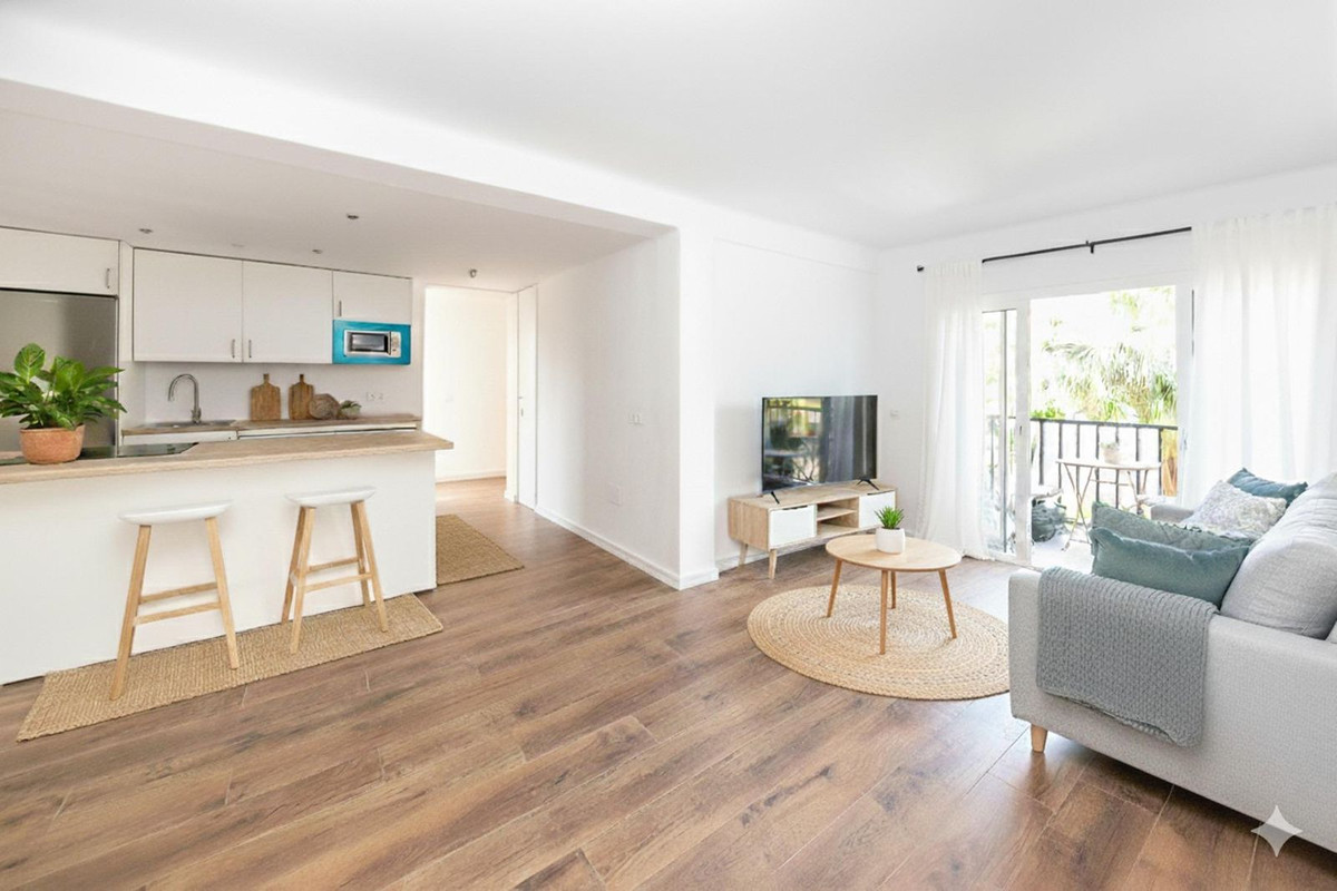 Te koop Middle Floor Apartment Costa Del Sol Fuengirola € 320.000,-
