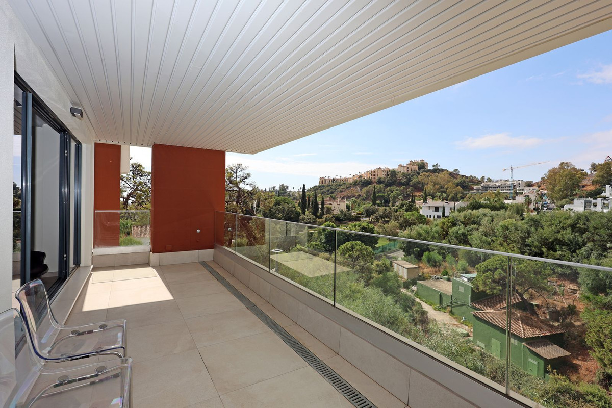 Te koop Middle Floor Apartment Costa Del Sol Benahavís € 597.000,-