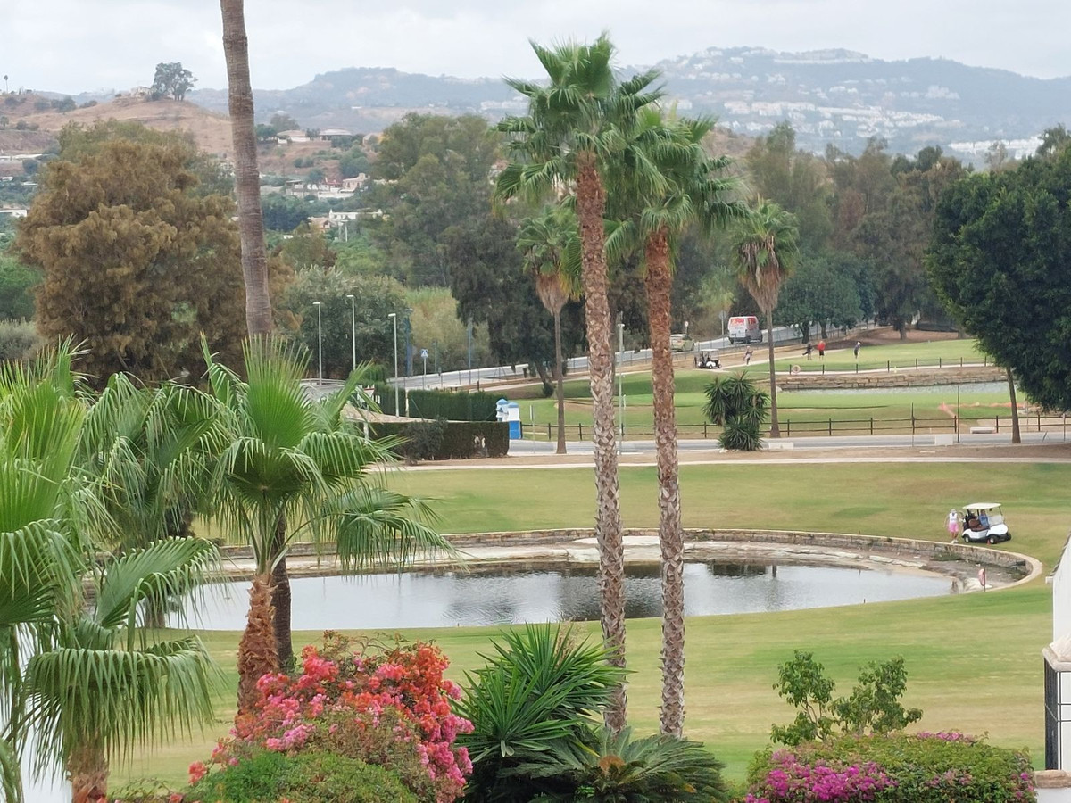 Te koop Middle Floor Apartment Costa Del Sol Mijas Golf € 280.000,-
