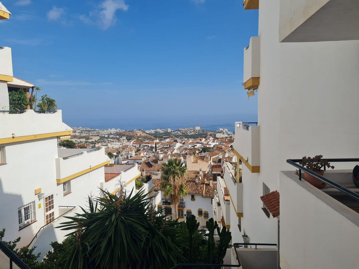 Te koop Middle Floor Apartment Costa Del Sol Benalmadena € 369.000,-