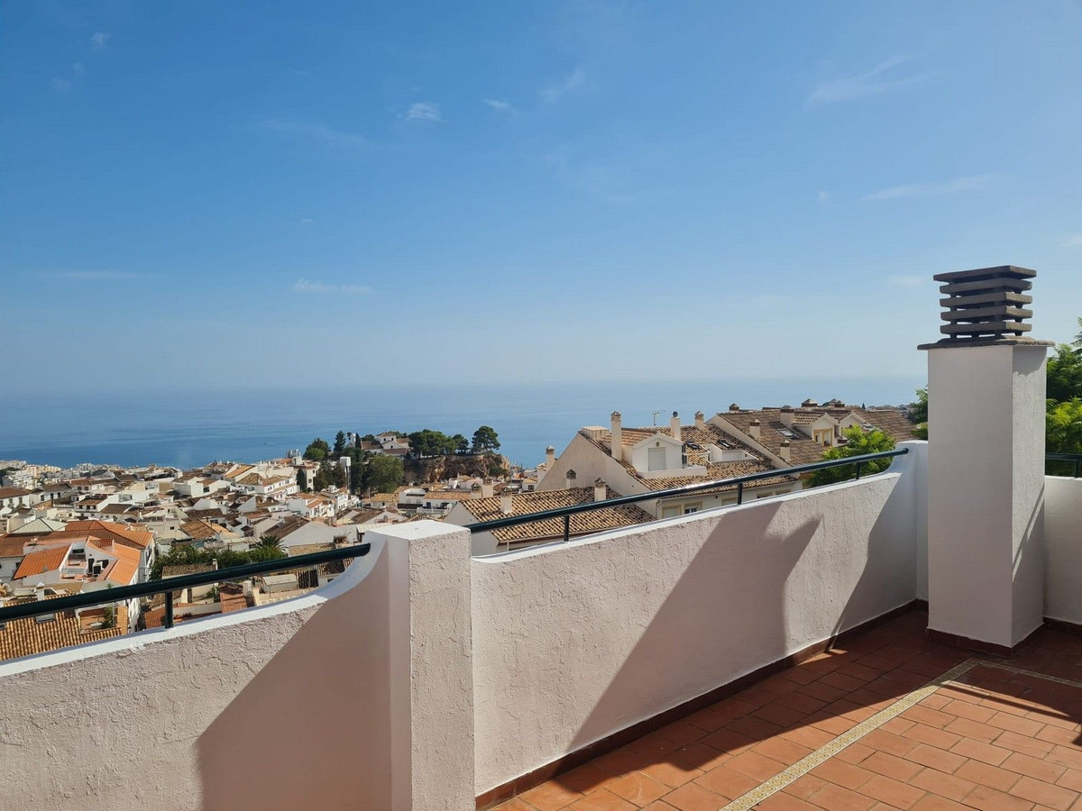 Te koop Middle Floor Apartment Costa Del Sol Benalmadena € 369.000,-