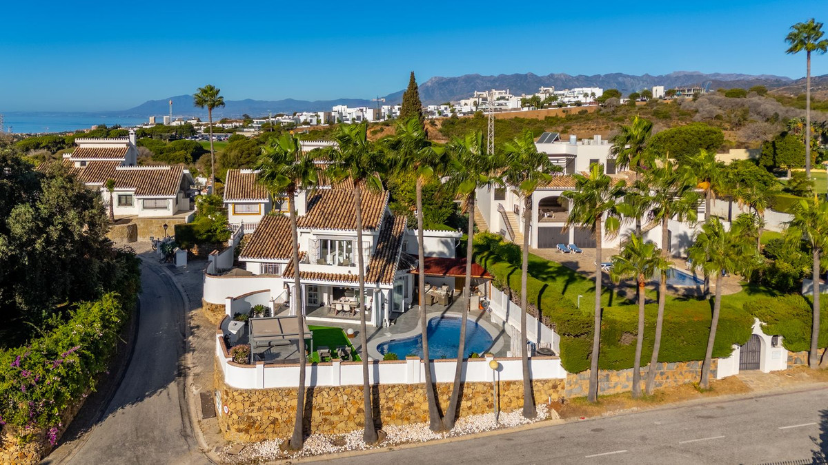 Te koop Vrijstaande Villa Costa Del Sol Calahonda € 995.000,-