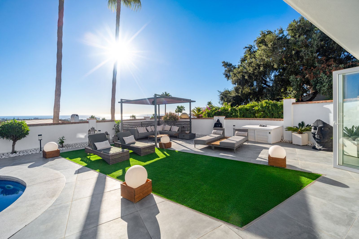 Te koop Vrijstaande Villa Costa Del Sol Calahonda € 995.000,-