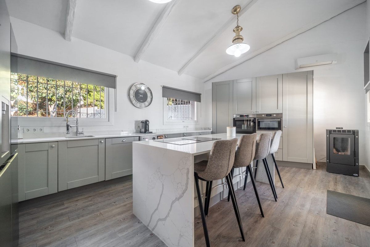 Te koop Vrijstaande Villa Costa Del Sol Calahonda € 995.000,-