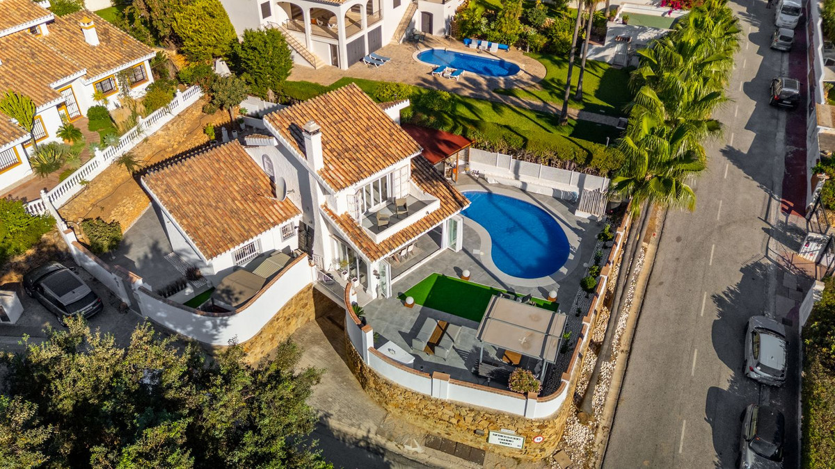 Te koop Vrijstaande Villa Costa Del Sol Calahonda € 995.000,-