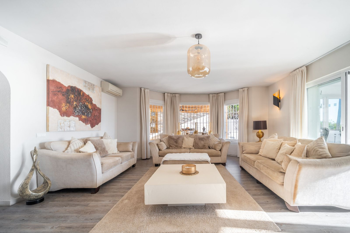 Te koop Vrijstaande Villa Costa Del Sol Calahonda € 995.000,-