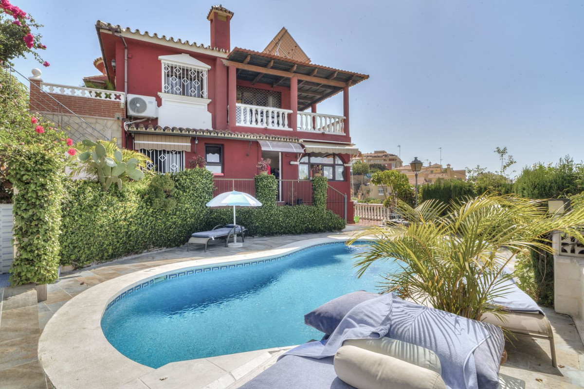 Te koop Vrijstaande Villa Costa Del Sol Marbella € 1.275.000,-