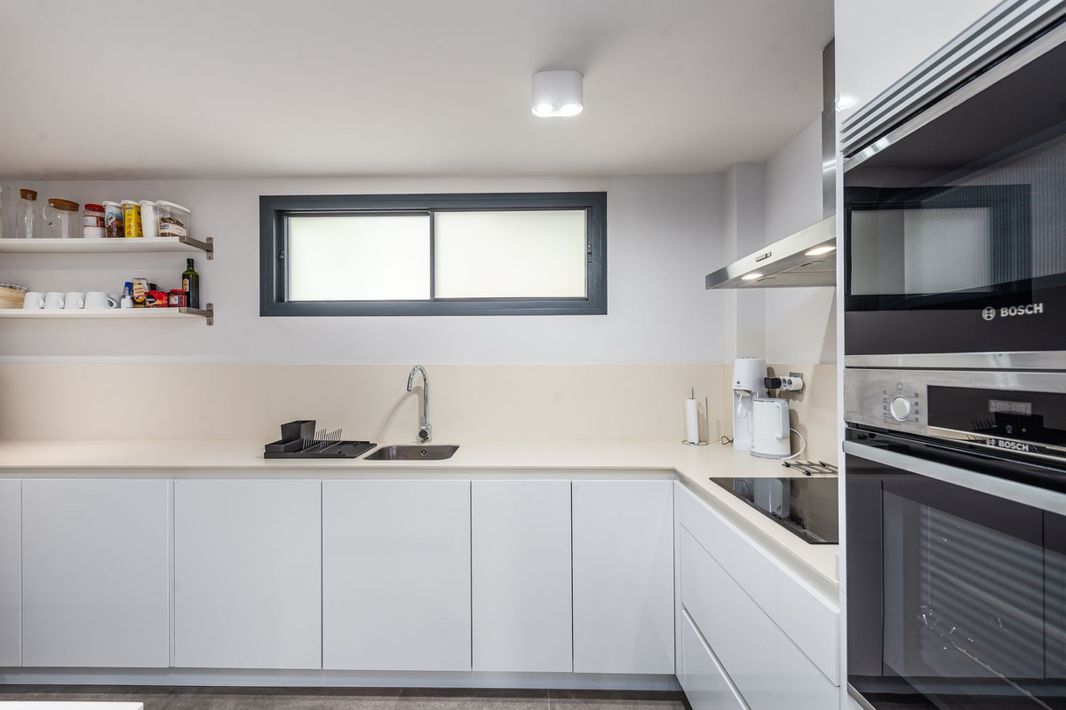 Te koop Gelijkvloers appartement Costa Del Sol Punta Chullera € 425.000,-