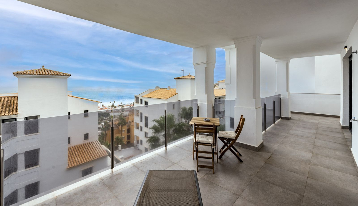 Te koop Gelijkvloers appartement Costa Del Sol Punta Chullera € 425.000,-