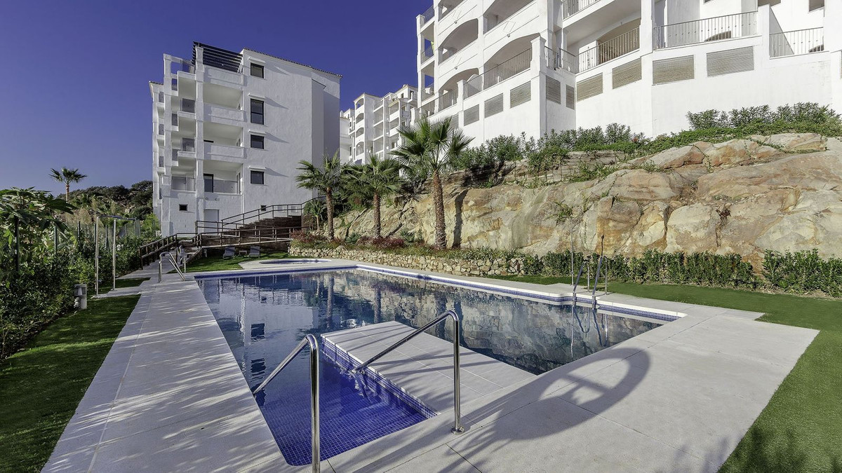 Te koop Gelijkvloers appartement Costa Del Sol Punta Chullera € 425.000,-