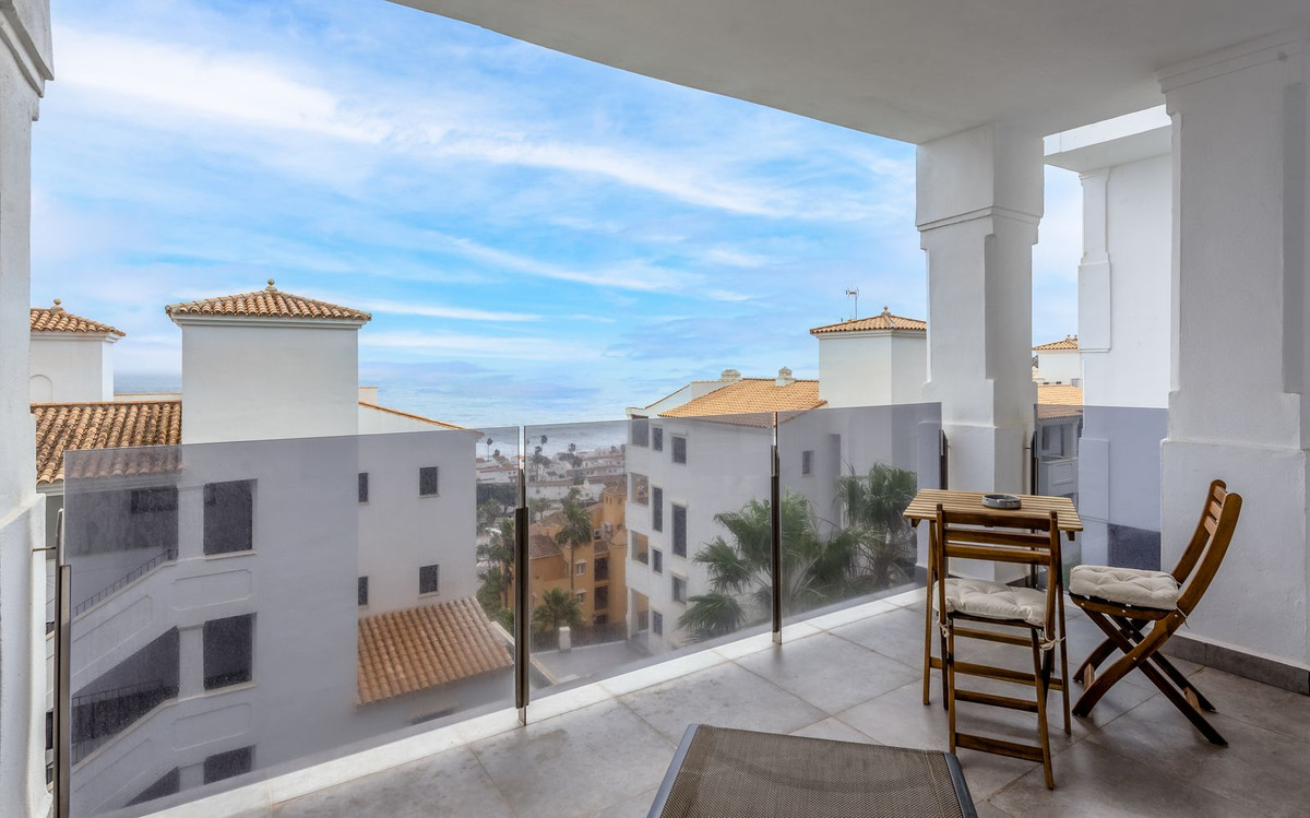 Te koop Gelijkvloers appartement Costa Del Sol Punta Chullera € 425.000,-