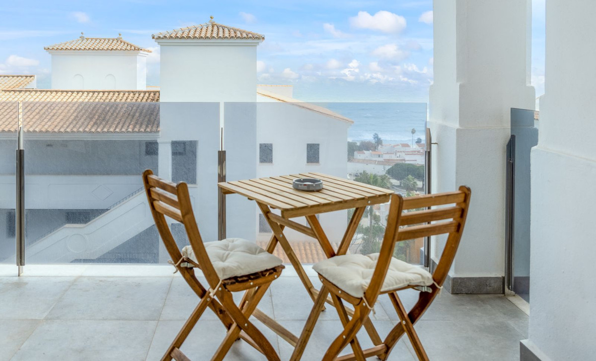 Te koop Gelijkvloers appartement Costa Del Sol Punta Chullera € 425.000,-